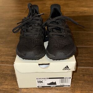 Adidas Ubounce DNA Kids All-Black Sneakers